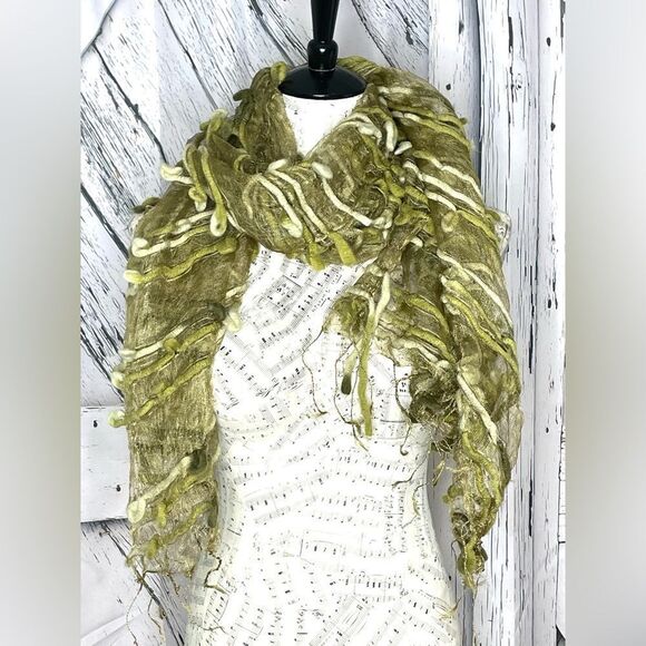 Open Weave Scarf w/ Loops Green - Picture 5 of 6